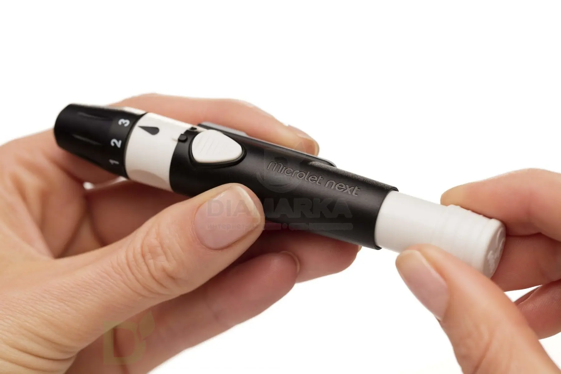 Глюкометр Контур Плюс (в комплекте с прокалывателем Микролет Некст)